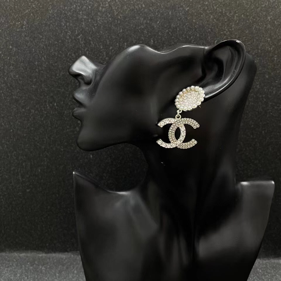 18K  Chanel Diamond Drop Earrings