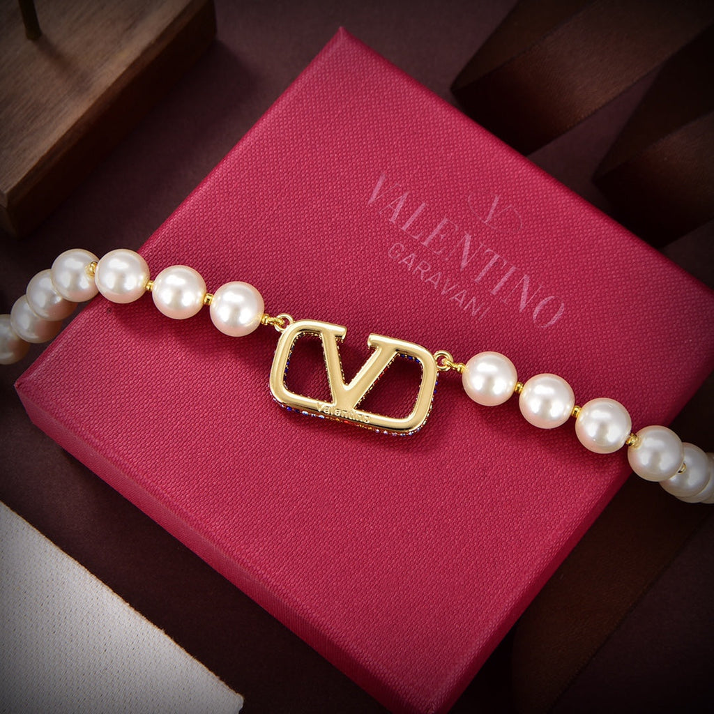 18K Valentino VLogo Signature Necklace
