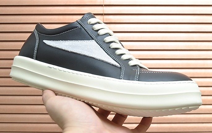 Rick Owens Contrast-Panel Platform Low-Top Sneakers — front