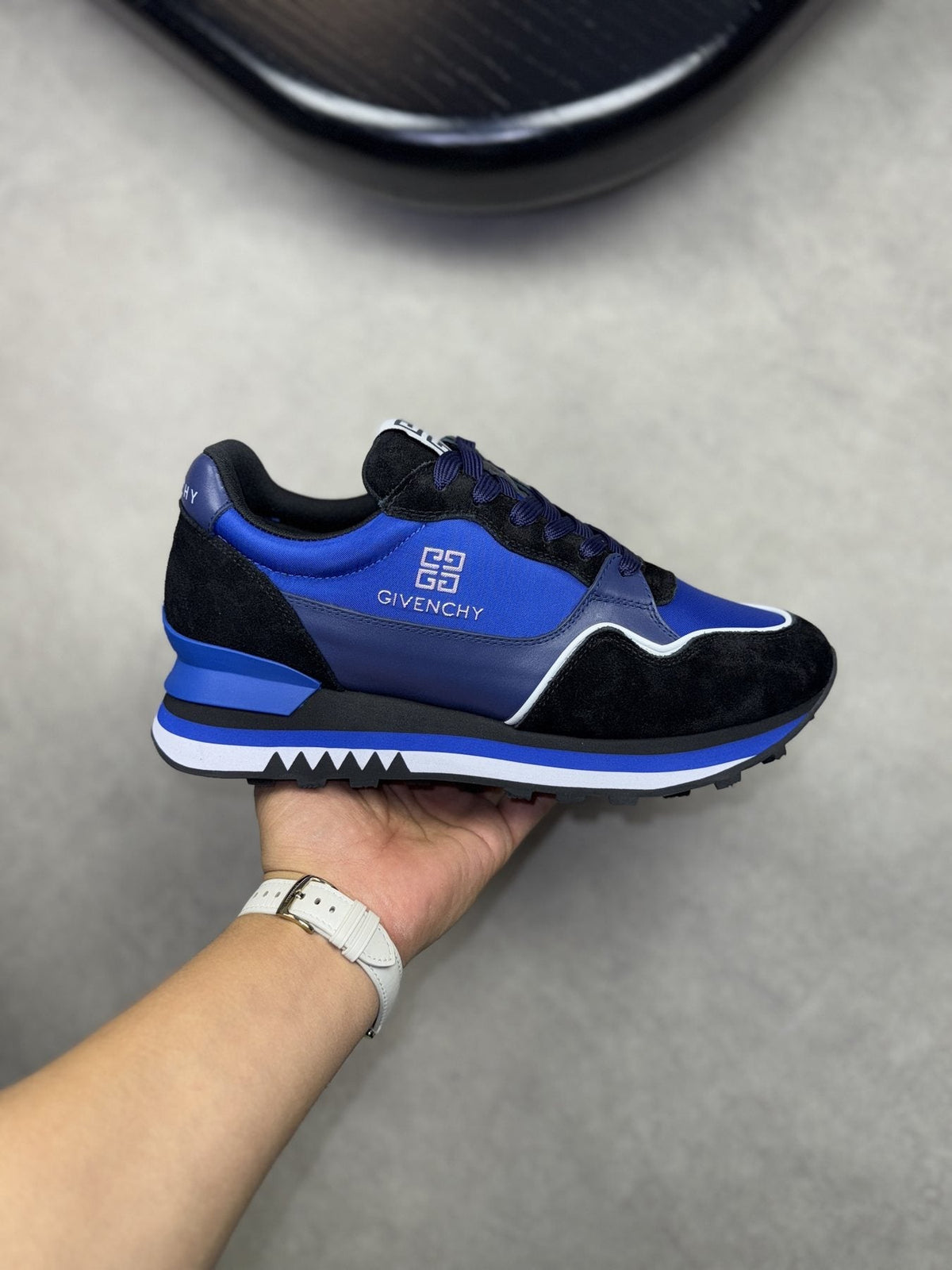 Givenchy Contrast-Trim Lace-Up Sneakers — model