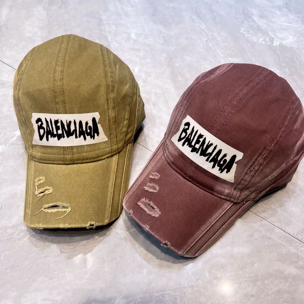 Balenciaga Classic Baseball Cap ( ˘ ³˘)❤