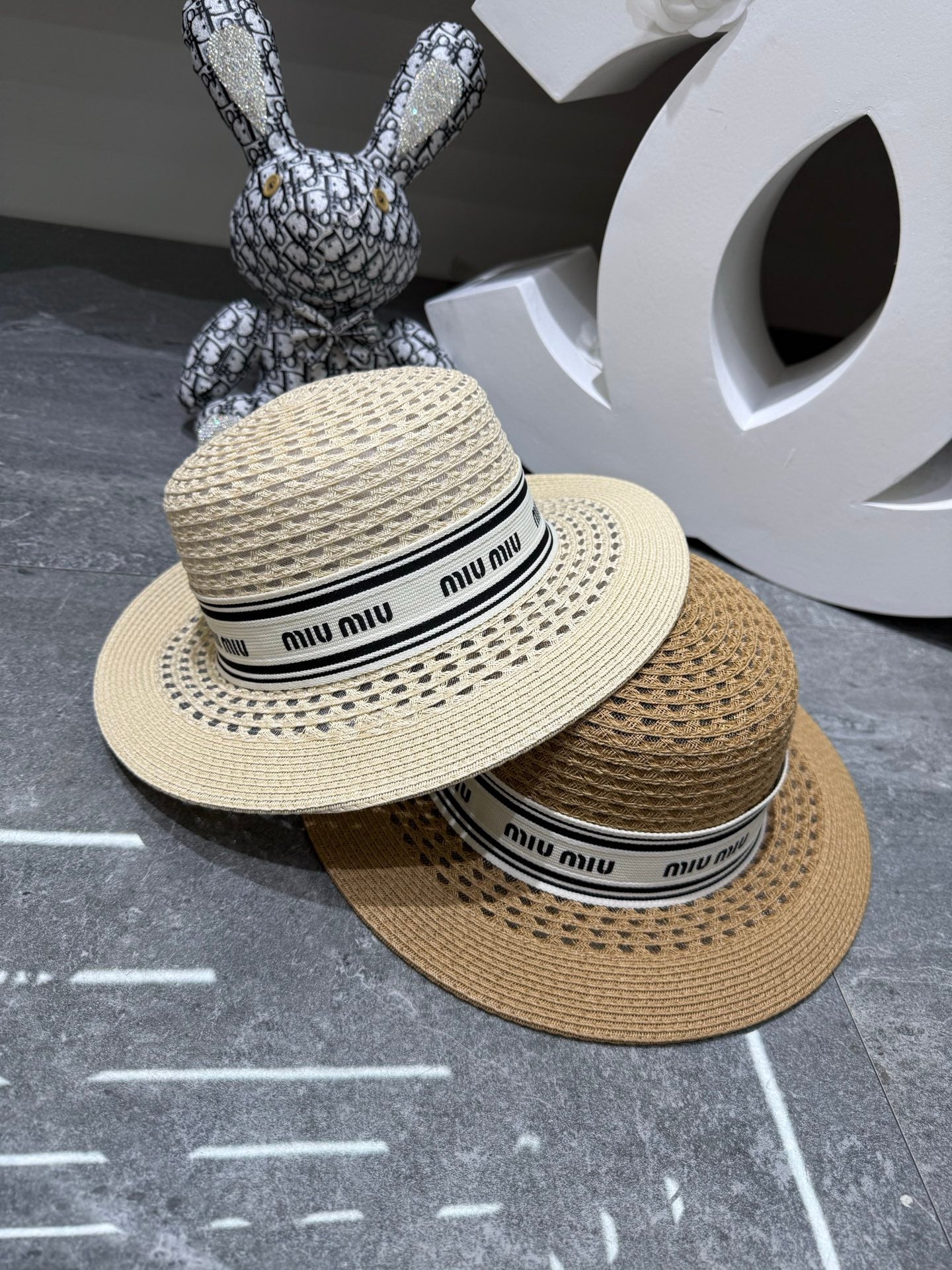 MIU MIU Flat-Top Baseball Cap